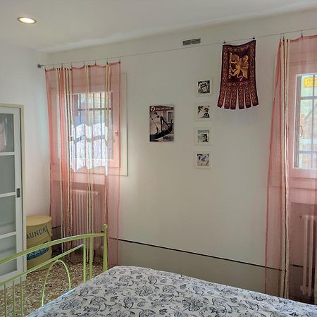 Апартаменты A Casa Di Peplis Венеция Экстерьер фото